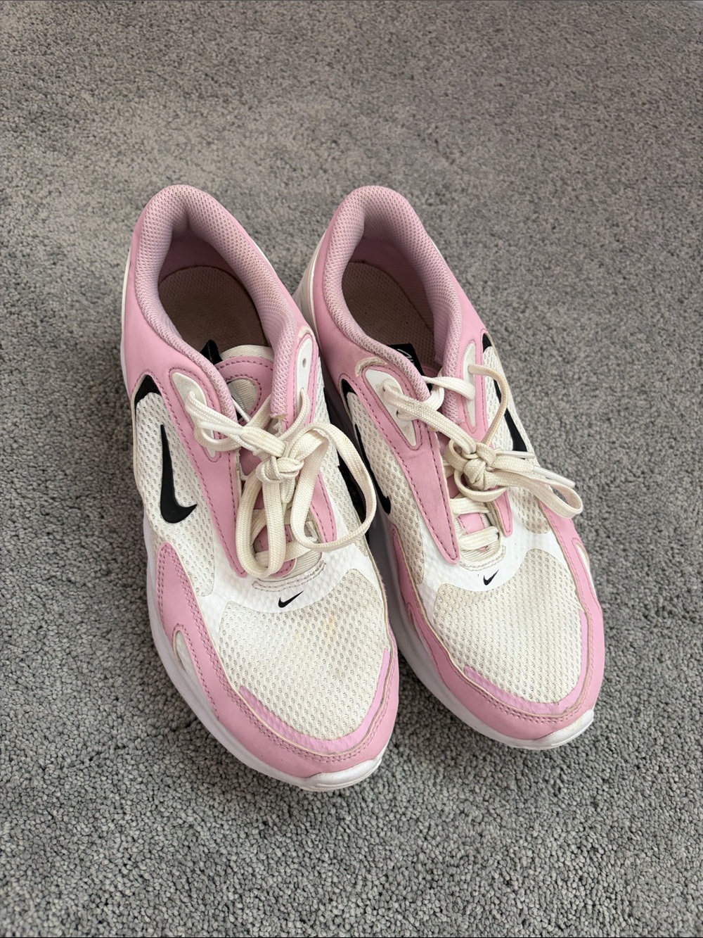 Nike Women’s Pink Sneakers